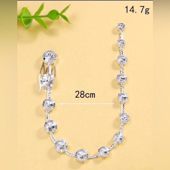 RHINESTONE SPINE COMB HAIR BRIDAL ELEGANT ✨✨💕💕 with beautiful gift box 🎁 - Picture 3 of 4